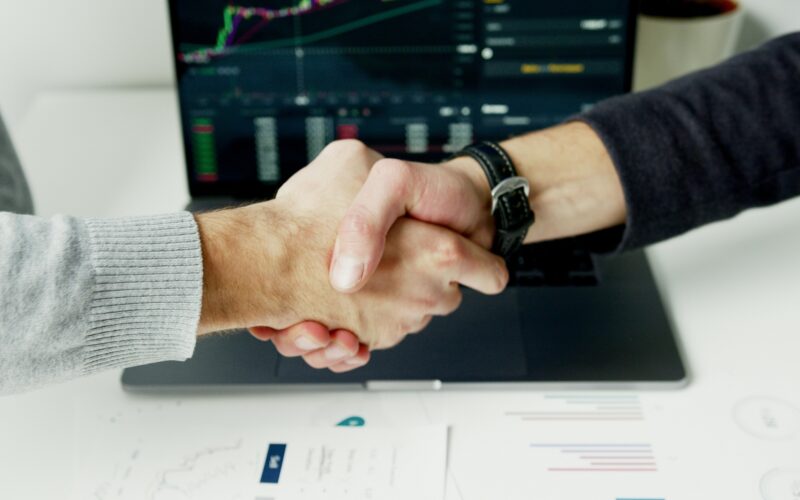 Monitoramento de instrumentos coletivos reduz riscos no compliance trabalhista