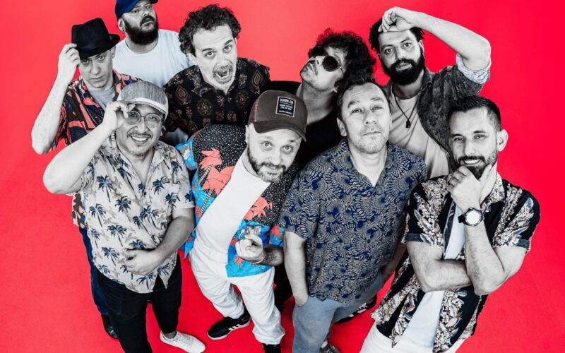 Macaco Estrela lança “O Sinal”, single que marca nova fase da banda e parceria com Milena Makuxi