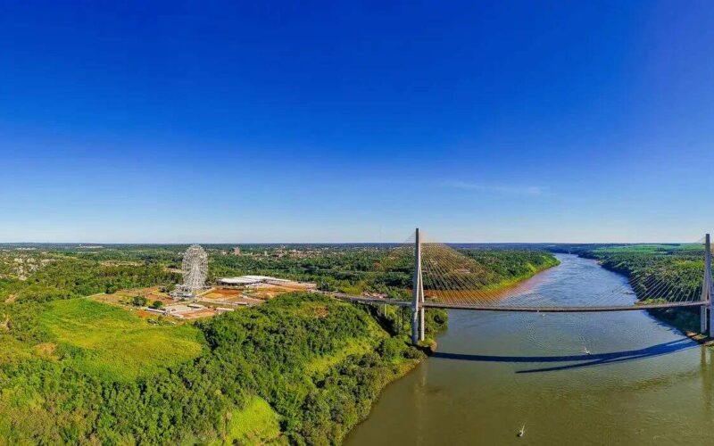 Brasil e Paraguai celebram abertura da nova ponte de conexão entre os países