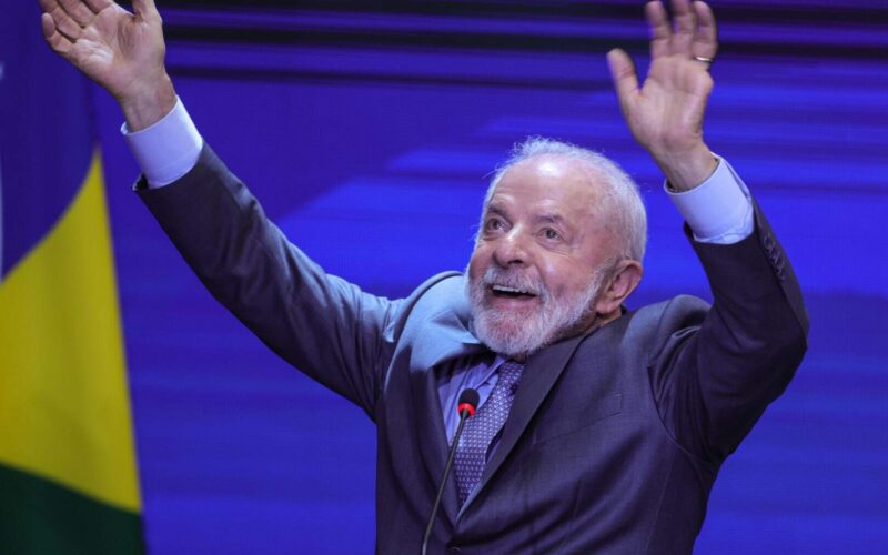 Lula expressa gratidão ao Congresso Nacional em meio a conflitos com Câmara e Senado