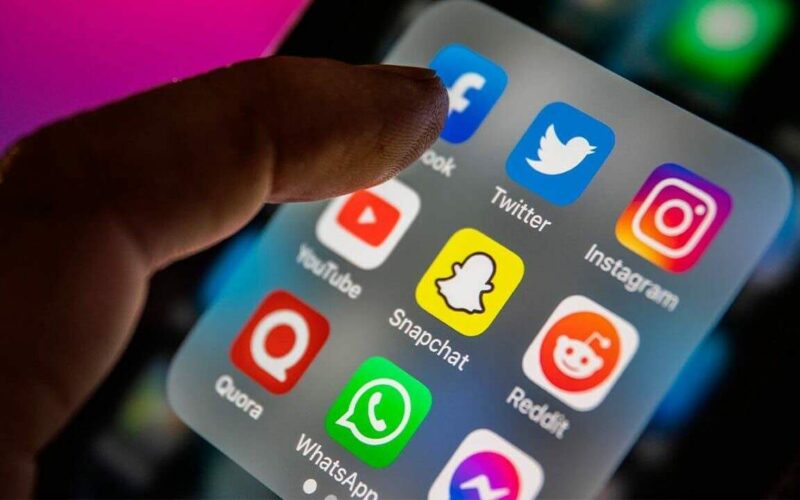 “O fenômeno do “Speed Watching”: entenda a pressa em consumir conteúdo nas redes sociais”