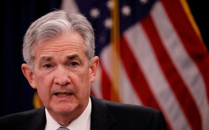Os motivos por trás da investida de Trump contra o presidente do Fed: fique por dentro da situação.