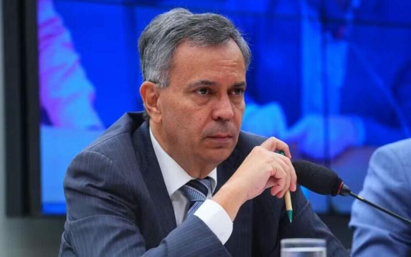 Operação mira deputado federal Félix Mendonça Jr. por suspeita de desvio de emendas parlamentares