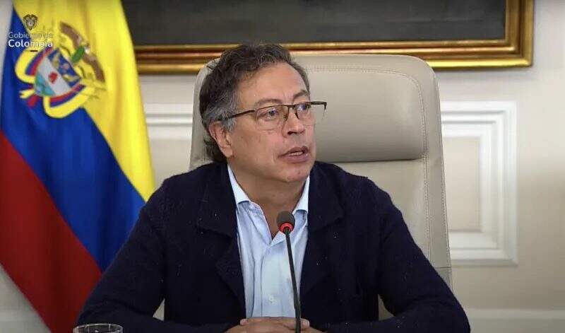 Líder colombiano convoca cidadãos a assumirem controle em caso de violência