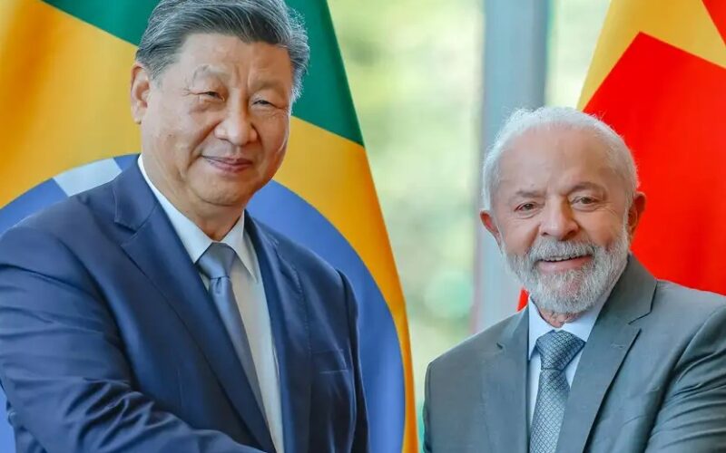 Lula e Xi discutem cooperação internacional e papel da ONU em ligação telefônica