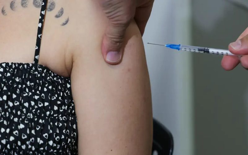 ANVISA recomenda vacinação contra HPV para prevenir diversos tipos de câncer