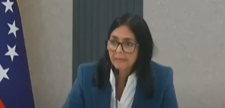 Presidente provisória da Venezuela denuncia interferência dos Estados Unidos: “Basta de ditames de Washington”