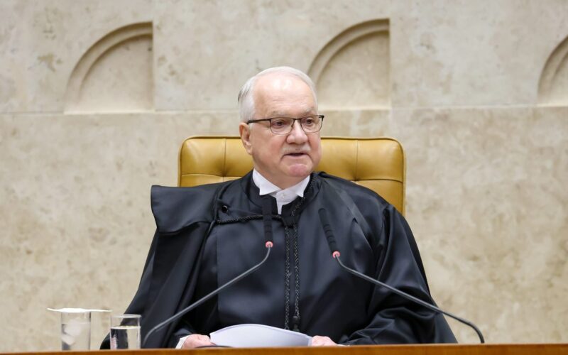 Presidente do STF defende que Supremo faça correções importantes em atitude inédita