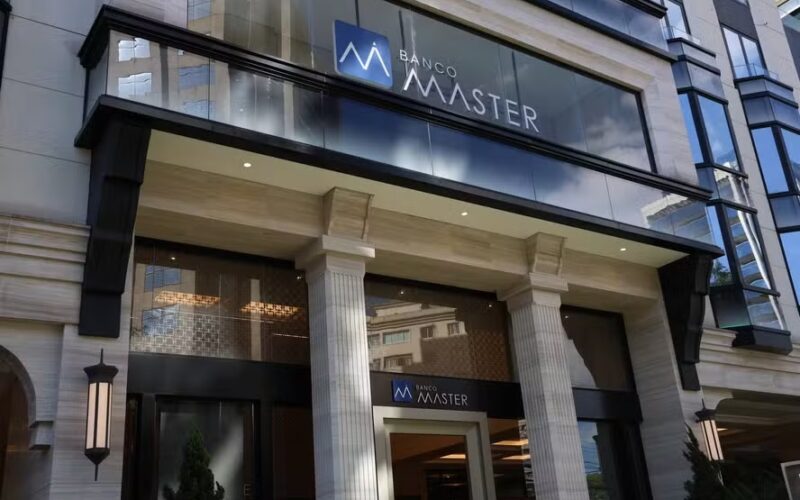 Ex-superintendente do banco se recusa a falar em depoimento sobre Caso Master à Polícia Federal