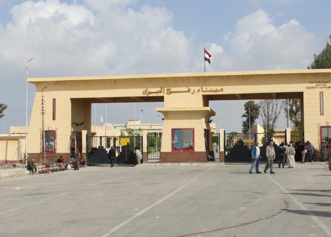 Israel permitirá o retorno de palestinos refugiados no Egito a Gaza com a reabertura da passagem de Rafah.