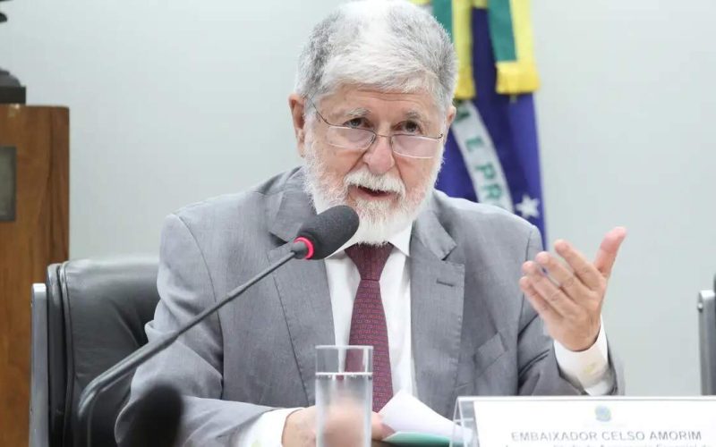 Embaixador Celso Amorim alerta: é preciso se preparar para o pior diante do conflito no Oriente Médio.