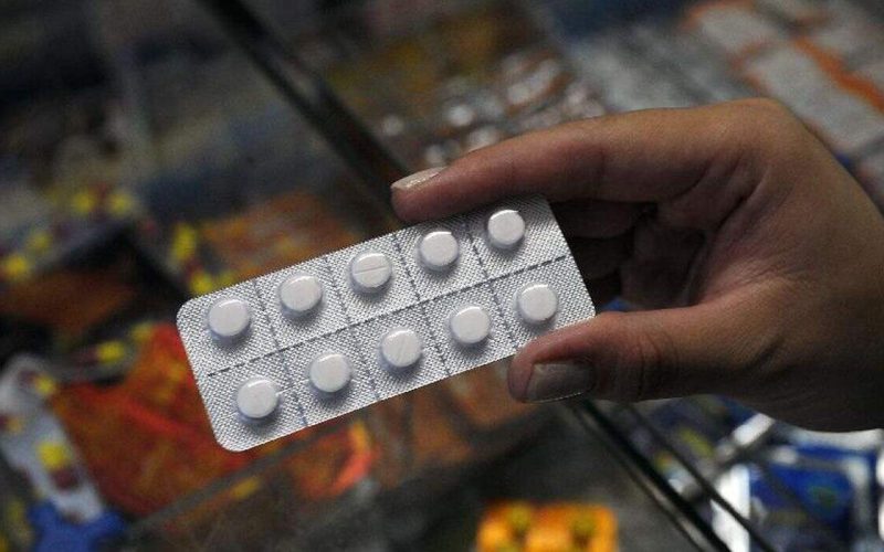 Anvisa suspende distribuição de lote de dipirona por suspeita de contaminação