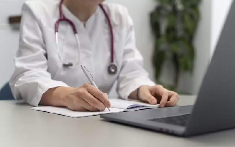 Inteligência Artificial revoluciona diagnósticos médicos, superando especialistas humanos