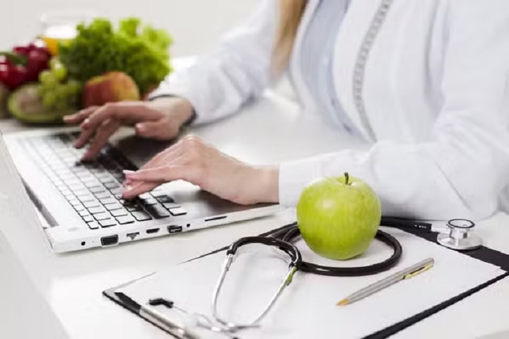 Nutricionistas não poderão usar inteligência artificial para falsificar resultados, alerta novo código de ética.
