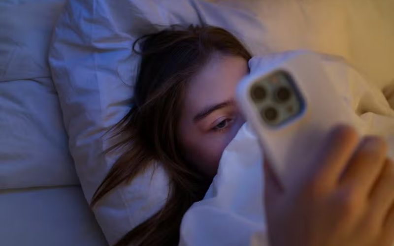 A influência das telas no sono: a importância dos ciclos naturais entre dia e noite, atividade e repouso, ruído e tranquilidade