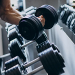 Exercícios de musculação: uma estratégia para prolongar a vida. Qual é a dose ideal? Descubra!