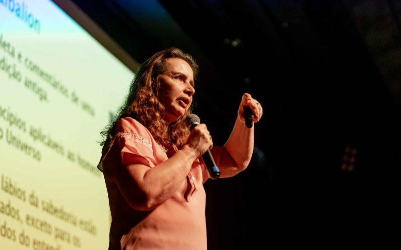 EM CAXIAS DO SUL: Lúcia Helena Galvão leva a Caxias do Sul palestra inédita sobre os princípios que ajudam a compreender os desafios da vida moderna