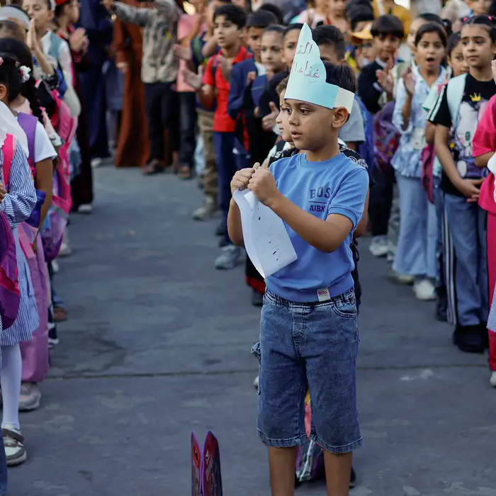Retorno às salas de aula: estudantes de Gaza reiniciam atividades presenciais após três anos