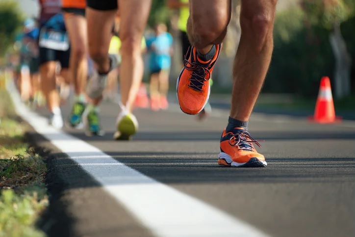 Dicas de especialistas para prevenir lesões durante suas corridas